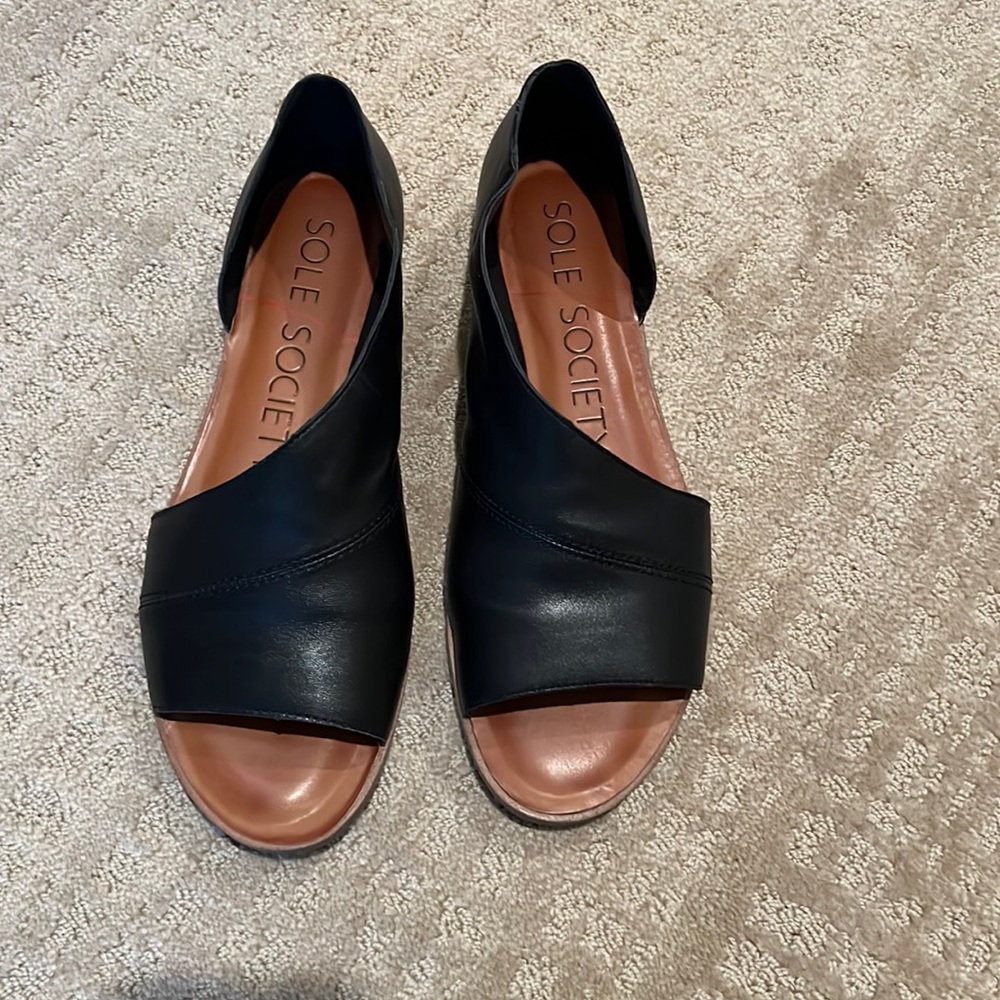 Sole Society Black Flats sz 8.5